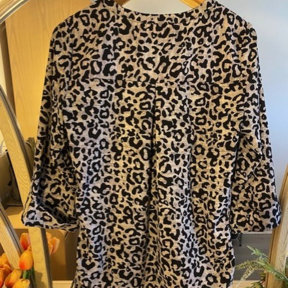 Woman's Blouse- Small- Lily Morgan - Picture 2 of 3